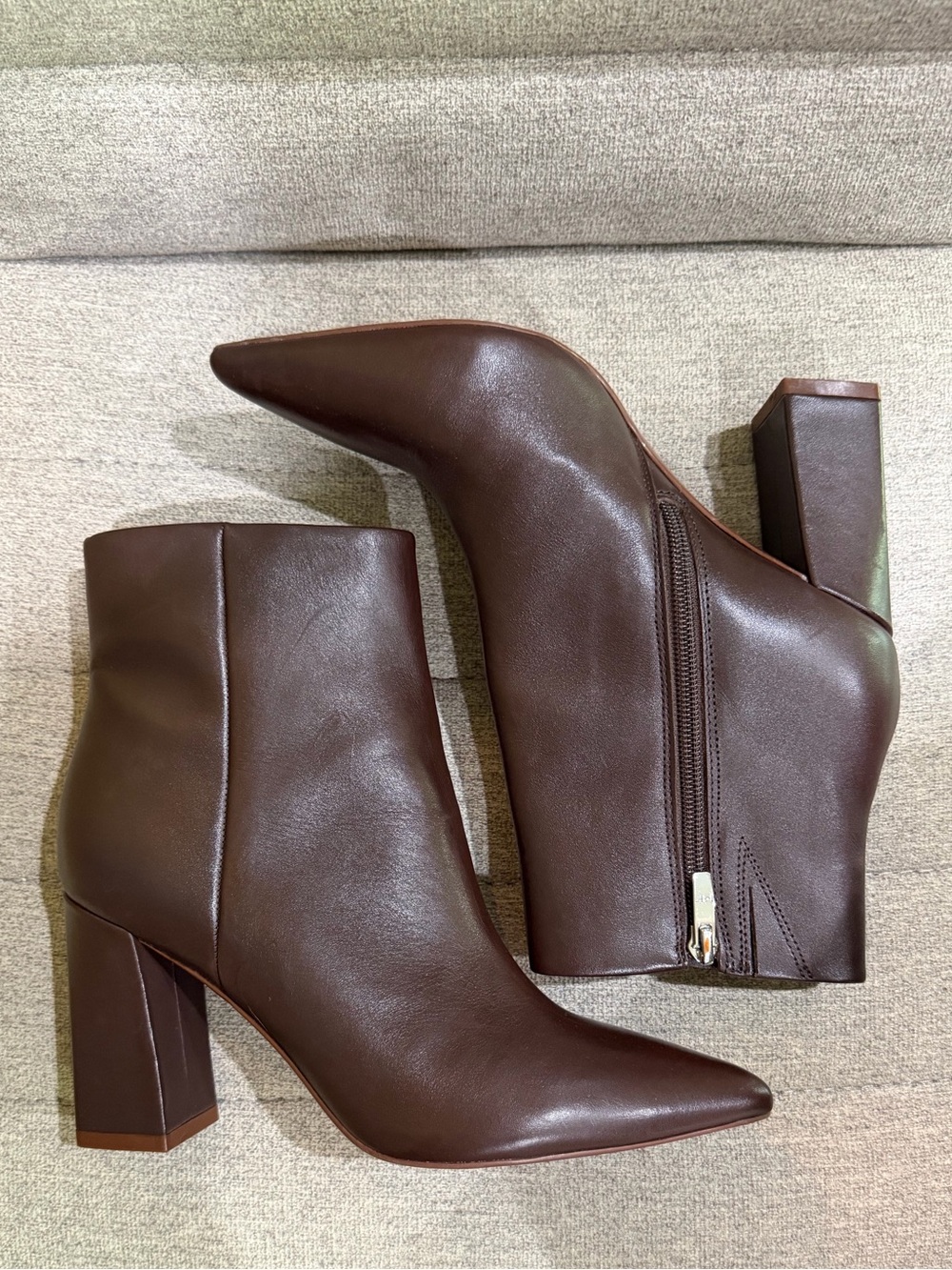Marc Fisher NeW Chocolate Brown Pointed Toe Block Heel Ankle Boots with Zipper